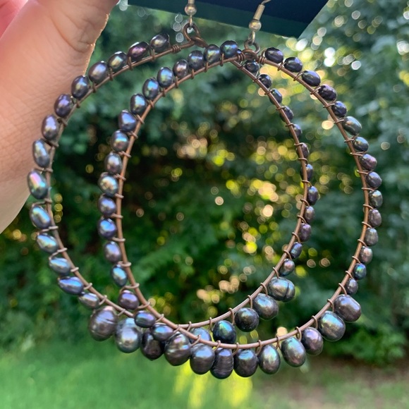 Iridescent Freshwater Pearl Hoop Earrings - Picture 4 of 16